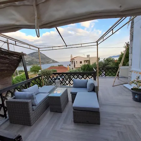 Plavoukos'house * 科特罗纳斯
